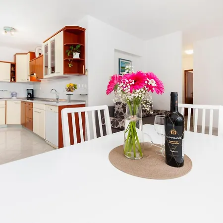 Apartments Sandra Rovinj Kültér fotó
