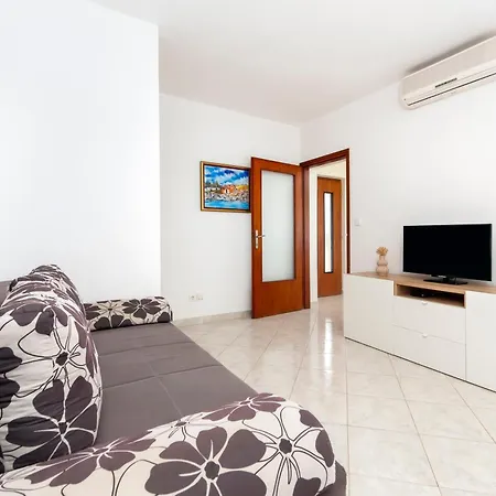 Apartments Sandra Rovinj Kültér fotó