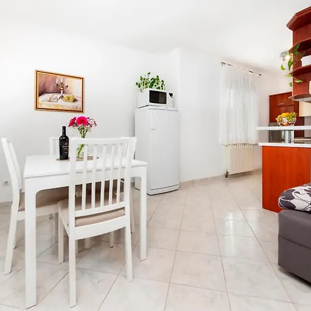 Apartments Sandra Rovinj Kültér fotó